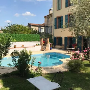 https://larche-de-moissac.midi-pyreneeshotels.com