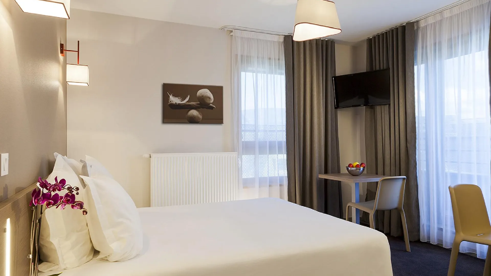 Neho Suites Porte De Geneve - Gare Annemasse contacts