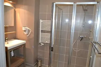 Neho Suites Porte De Geneve - Gare Annemasse Hotel
